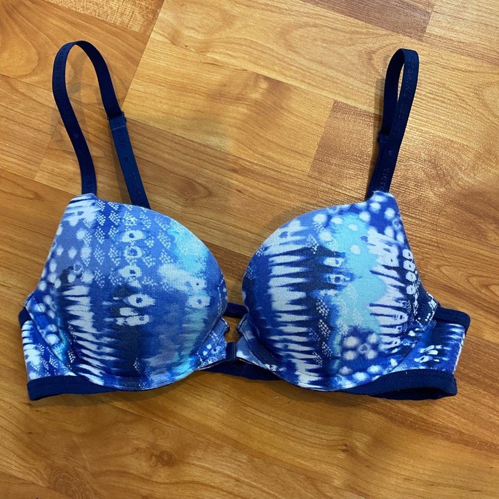 Victoria Secret ladder back push up bra